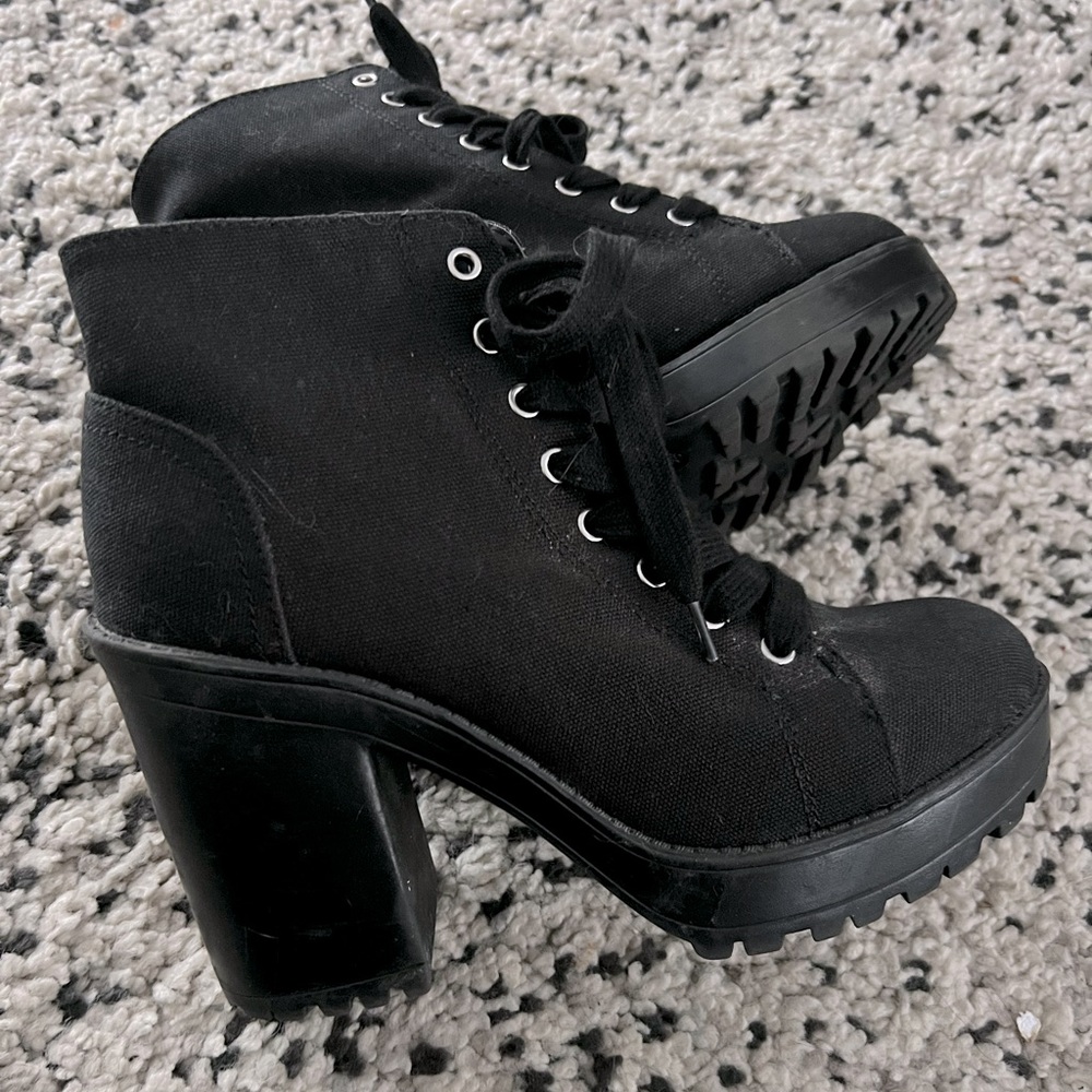Divided by H&M Platform Heels